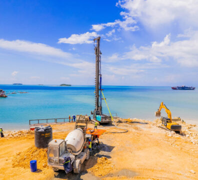 First Piling - Design and Build